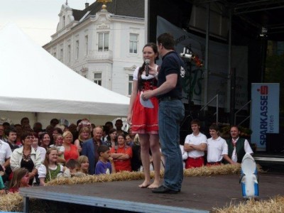 most_dirndl_spring_104