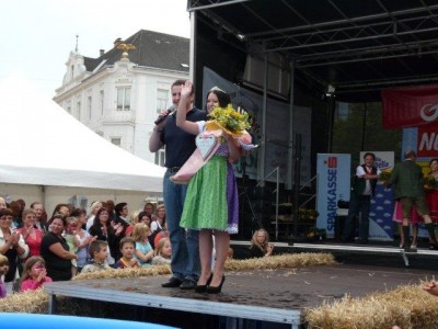 most_dirndl_spring_166