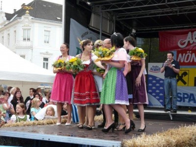 most_dirndl_spring_172