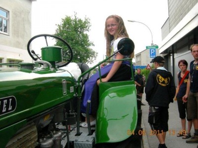 most_dirndl_spring_203
