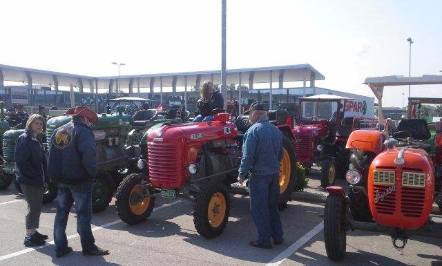 12. Ybbs Unimog50ccmTraktoren und Nutzfahrzeug Treffen mit Teilemarkt 16. Mai 2